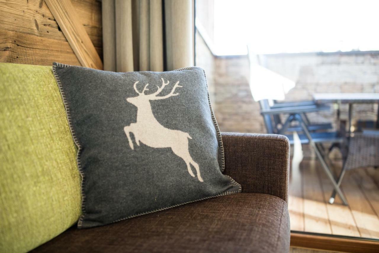 Naturlodge Ladis Ehemals Alpenlodge Alexander Inklusive Sommer Bergbahnticket Exterior photo